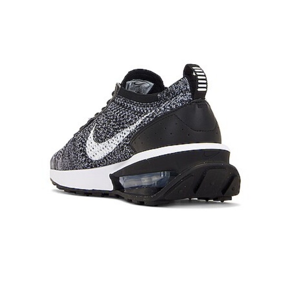 Nike Air Max Flyknit Racer Running Sneakers Black Grey Sz 9 - Picture 5 of 15